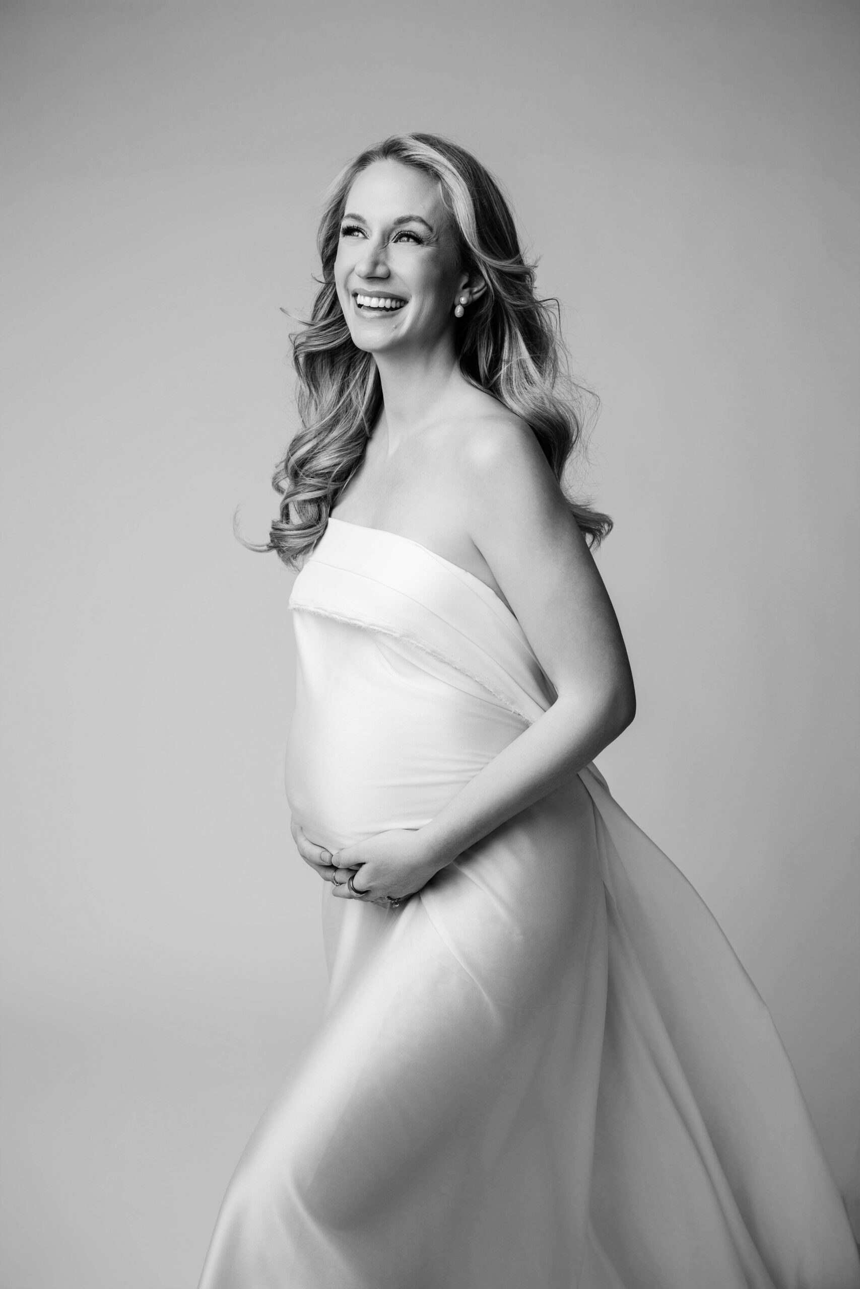 Maternity photographer Burlington Ontario