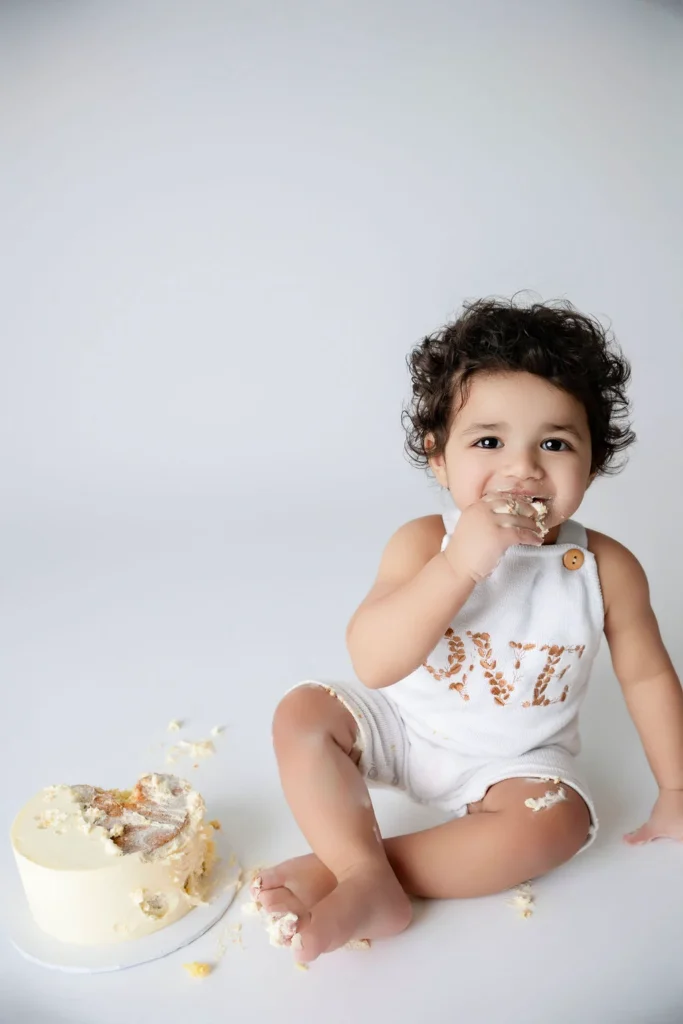 Cake Smash Photos Burlington - ONE Year Old Birthday Photos - Charlene Arianna Photography