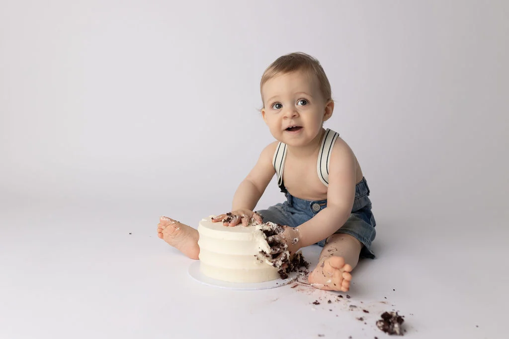 Cake Smash Photos Burlington - ONE Year Old Birthday Photos - Charlene Arianna Photography