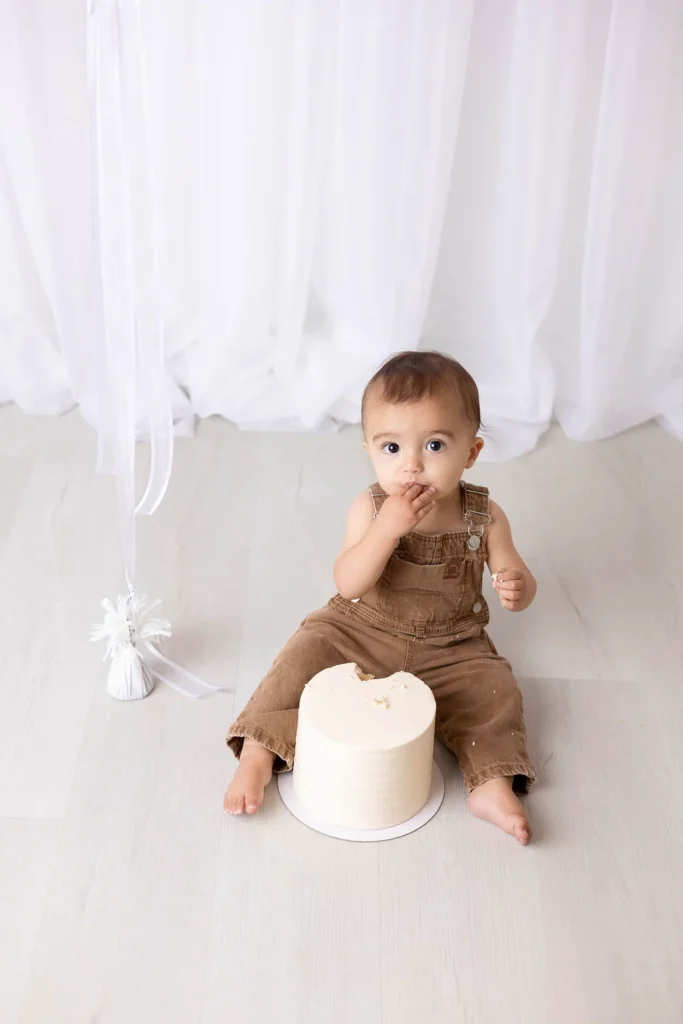 Cake Smash Photos Burlington - ONE Year Old Birthday Photos - Charlene Arianna Photography