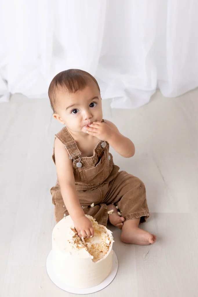 Cake Smash Photos Burlington - ONE Year Old Birthday Photos - Charlene Arianna Photography