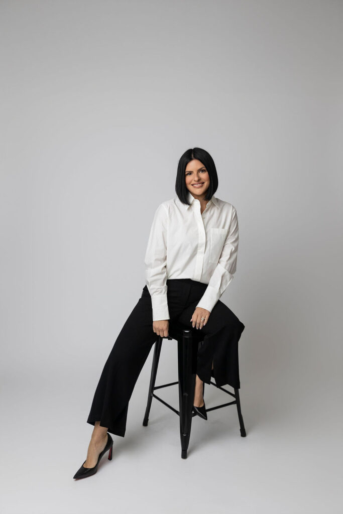 Female Branding Photographer - Charlene Arianna